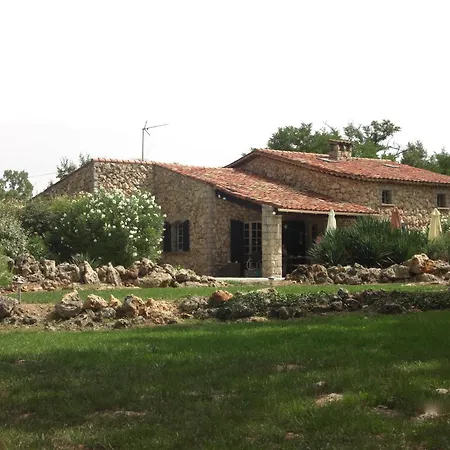 Luxurious With Large Heated Pool In 2 Acre Private Garden Ideally Located For Visiting Cannes And St Tropez Villa Saint-Paul-en-Foret