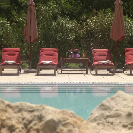 Luxurious With Large Heated Pool In 2 Acre Private Garden Ideally Located For Visiting Cannes And St Tropez Saint-Paul-en-Foret